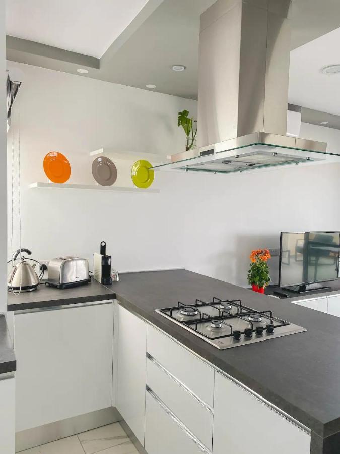 The Blue Mill Penthouse With Beautiful Views Apartment Naxxar Екстериор снимка